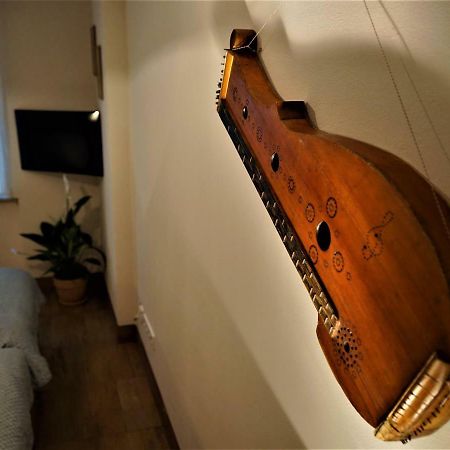 Momo'S Studio Apartment ซาเกร็บ ภายนอก รูปภาพ