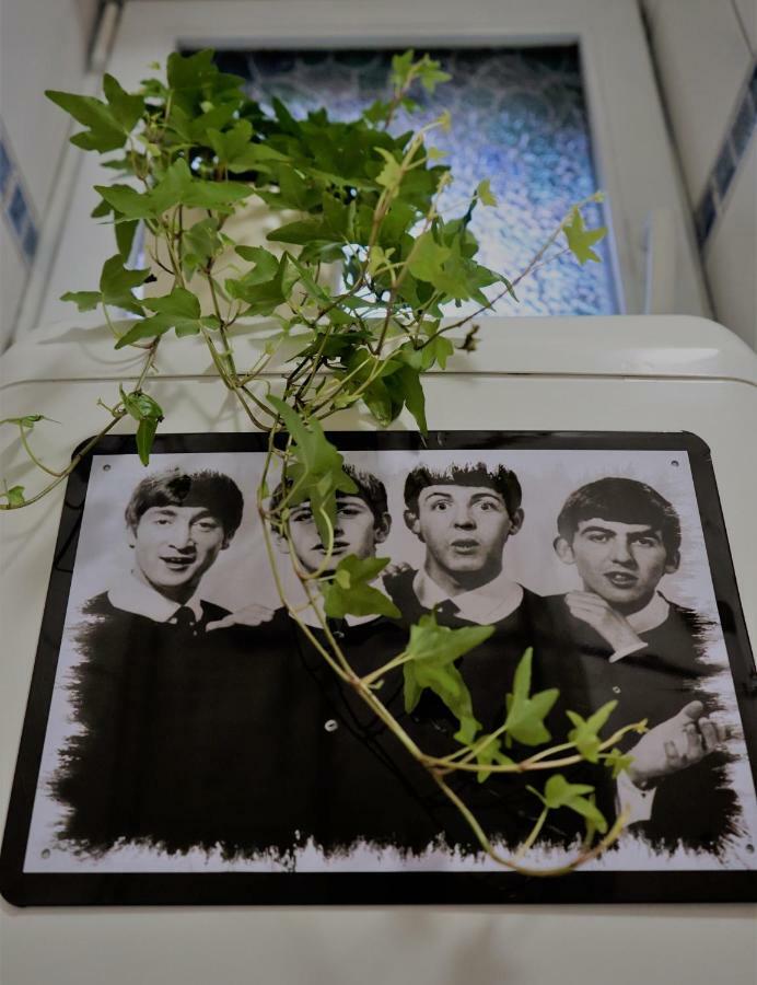 Momo'S Studio Apartment ซาเกร็บ ภายนอก รูปภาพ